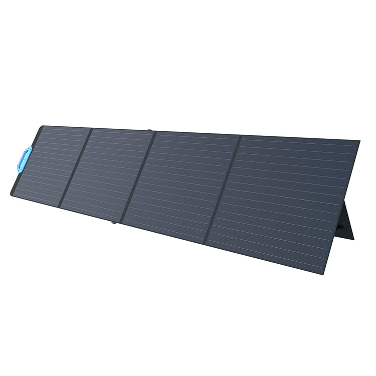 BLUETTI EB70 + PV200 Solar Generator Kit